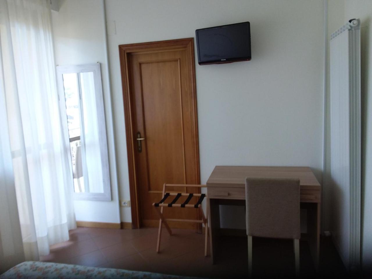 Albergo Nyers Perugia Exterior foto